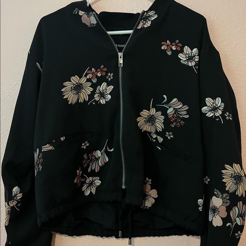 WhoWhatWear Black Floral Bomber Jacket Size Medium